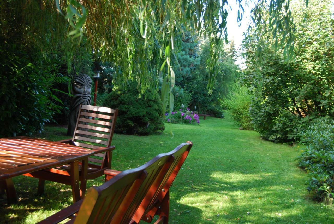 Ferienwohnung Aronia Warlow Exterior foto